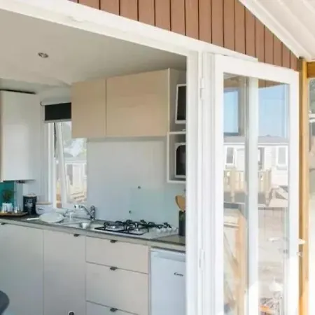 Zecamping 3 Etoiles Familial Pet Friendly Avec Piscine Et Restaurant Κάμπινγκ 3*