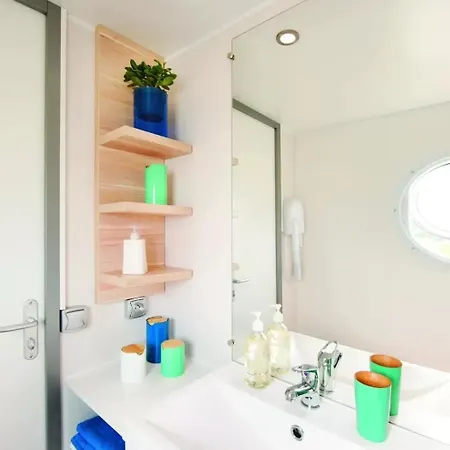 Zecamping 3 Etoiles Familial Pet Friendly Avec Piscine Et Restaurant Κάμπινγκ Sandrans
